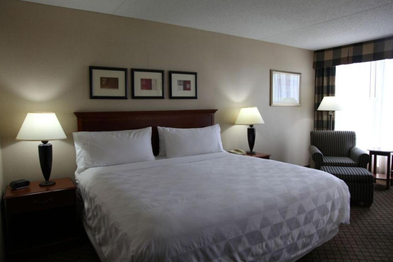 Holiday Inn Dayton/Fairborn I-675 By Ihg Екстериор снимка