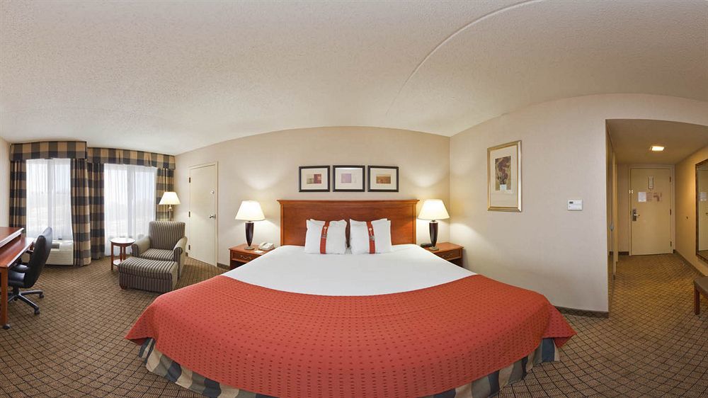 Holiday Inn Dayton/Fairborn I-675 By Ihg Екстериор снимка