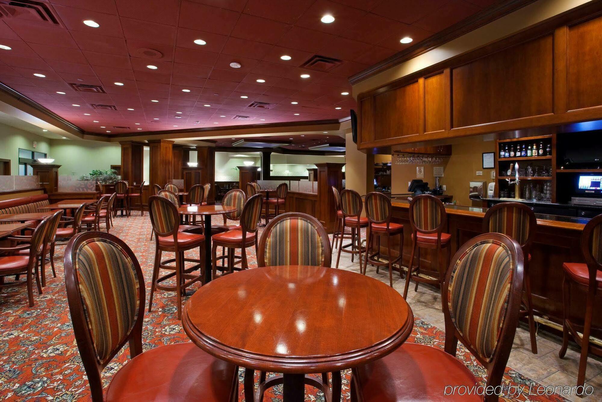 Holiday Inn Dayton/Fairborn I-675 By Ihg Екстериор снимка